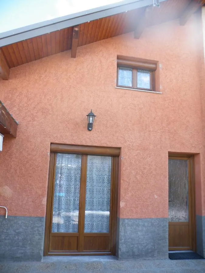 Maison Mitoyenne Avec Terrasse Villar-Saint-Pancrace 0*,  Francja